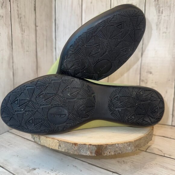 Clarks Mens Casual Cloud Stepper Nubuck Slip On Loafer Shoes Sz 7W Green - Picture 5 of 7